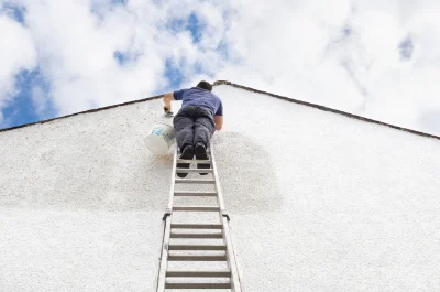 Peinture extérieure à Liniers — façades et ravalement